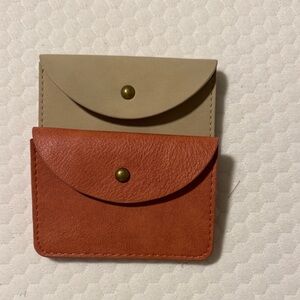 Universal Thread Peach and Tan Card Holder